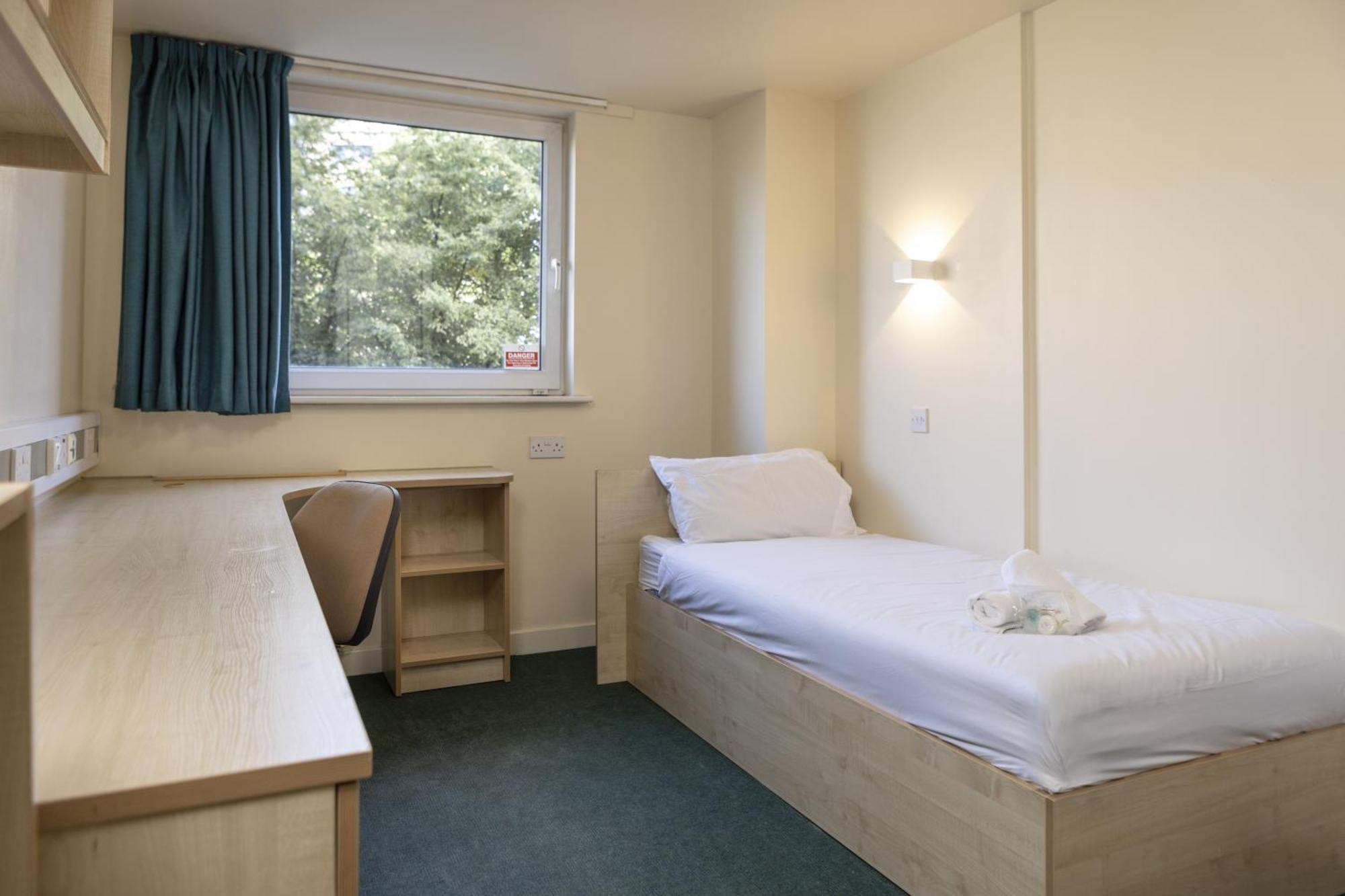 Burley Road Aparthotel Leeds  Kültér fotó